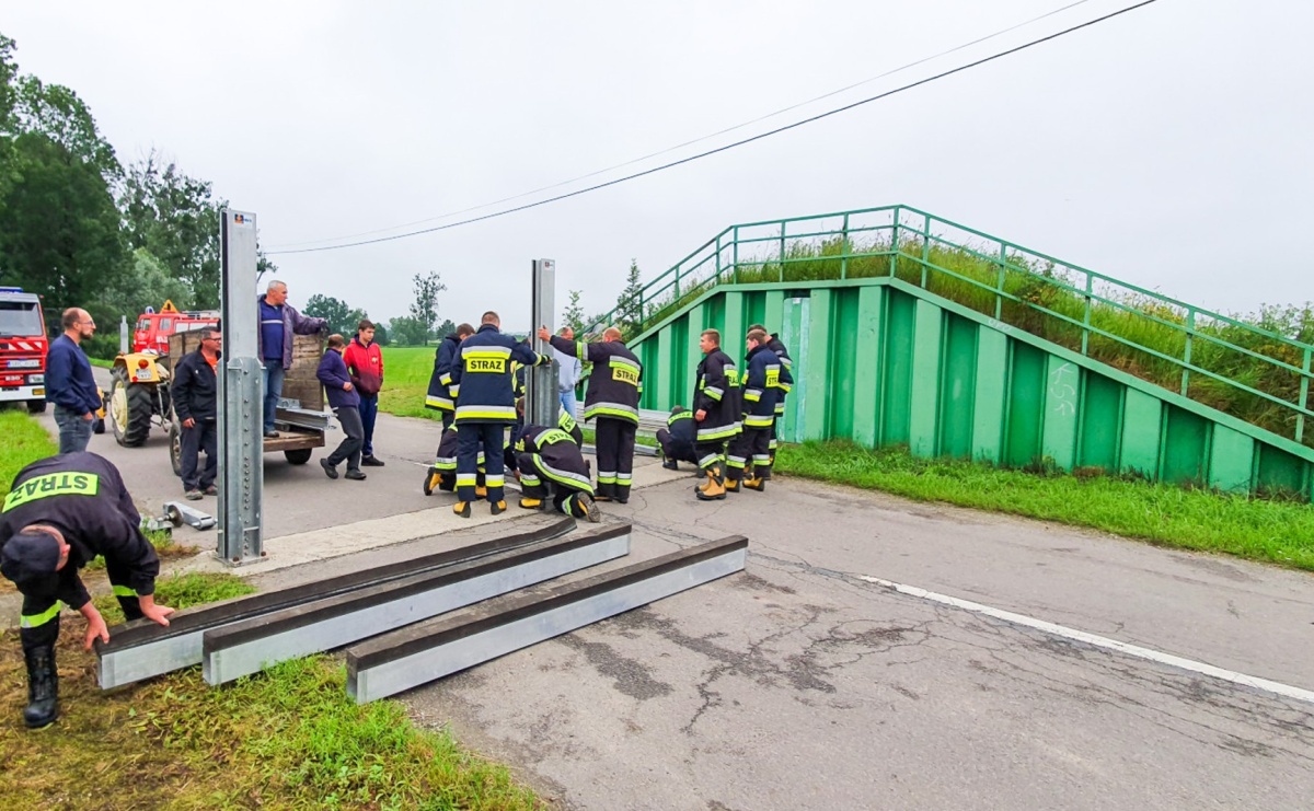 Spotkanie kryzysowe w Urzędzie Gminy Rudnik – przygotowania do alertu pogodowego 3. stopnia - Serwis informacyjny z Raciborza - naszraciborz.pl