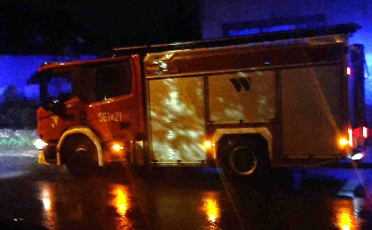 Raport 998. Przeciekające dachy i sufity. Przygotowania do wezbrania - Serwis informacyjny z Raciborza - naszraciborz.pl