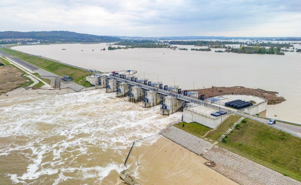 Im więcej wody w zbiorniku, tym większy strach. Co przewidują scenariusze na najbliższe dni? - Serwis informacyjny z Raciborza - naszraciborz.pl