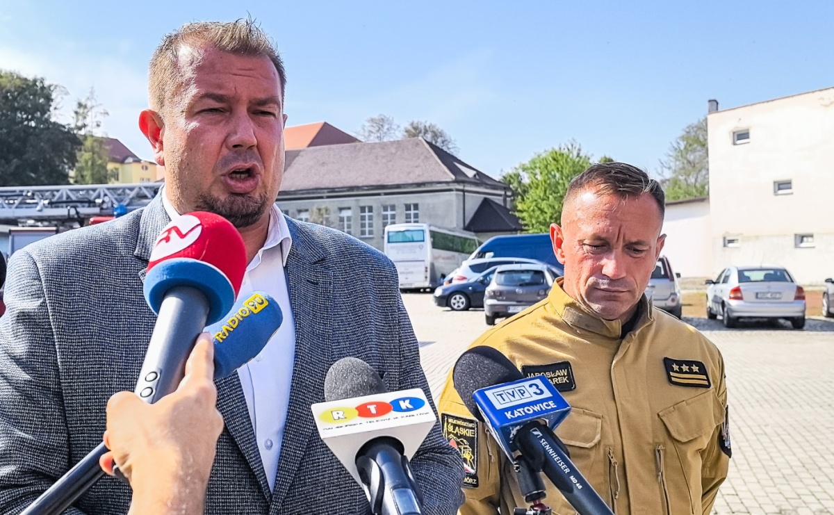Starosta i komendant uspokajają. Sytuacja w powiecie jest stabilna, nie ma mowy o ewakuacji [WIDEO] - Serwis informacyjny z Raciborza - naszraciborz.pl