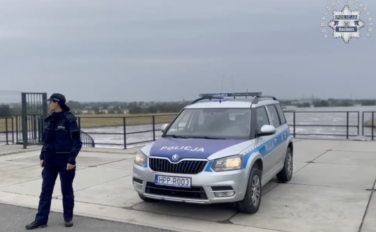 Raciborska policja ostrzega przed turystyką powodziową - Serwis informacyjny z Raciborza - naszraciborz.pl