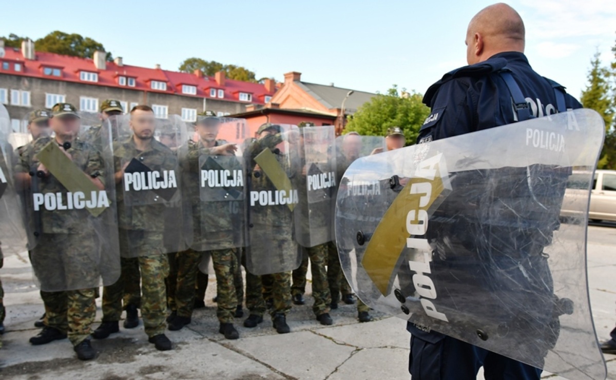 Funkcjonariusze Śląskiego Oddziału Straży Granicznej szkolą się z policjantami - Serwis informacyjny z Raciborza - naszraciborz.pl