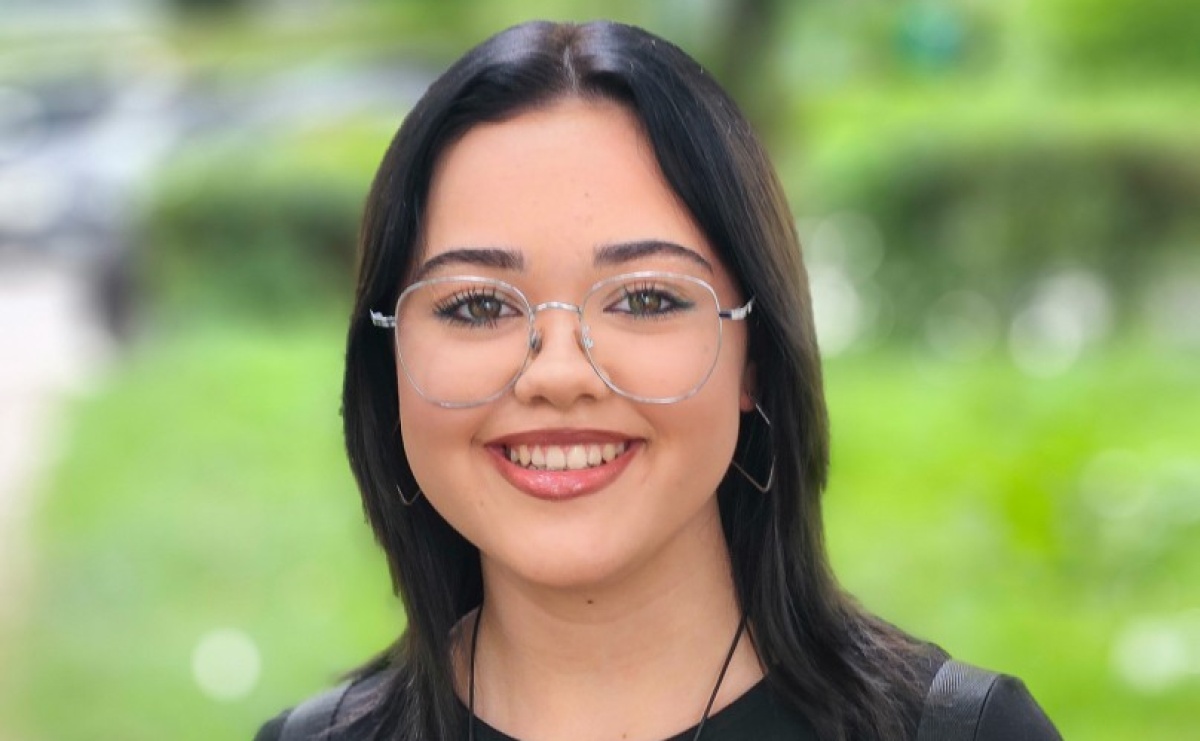 Z pasją do śpiewu. Dominika interpretuje Skłamałam Edyty Bartosiewicz - Serwis informacyjny z Raciborza - naszraciborz.pl