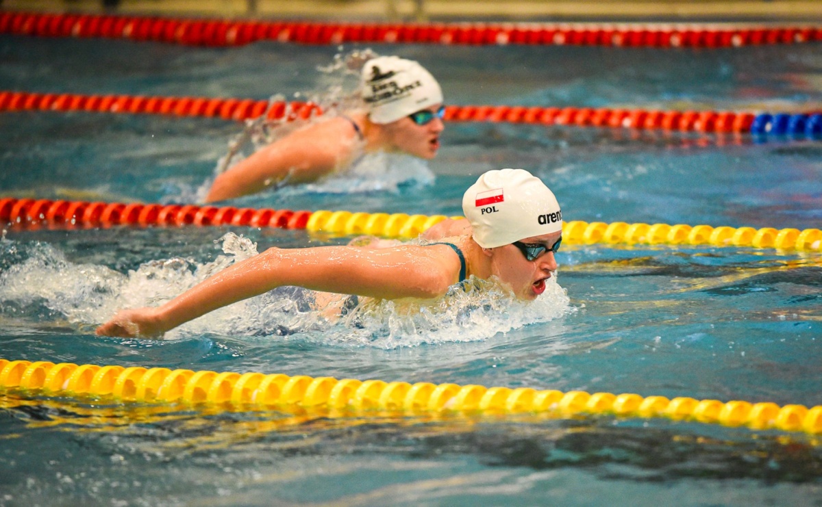 Rywalizacja pływacka o Puchar Marszałka Województwa Śląskiego na krótkim basenie w Raciborzu - Serwis informacyjny z Raciborza - naszraciborz.pl