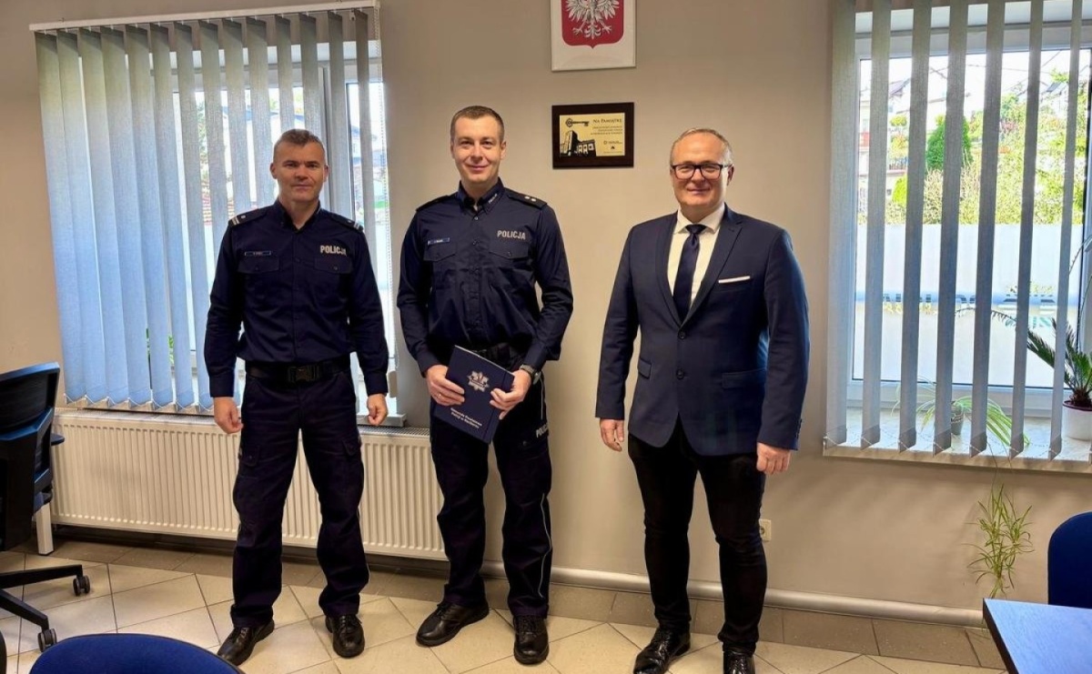 Nowy kierownik Posterunku Policji w Pietrowicach Wielkich  - Serwis informacyjny z Raciborza - naszraciborz.pl