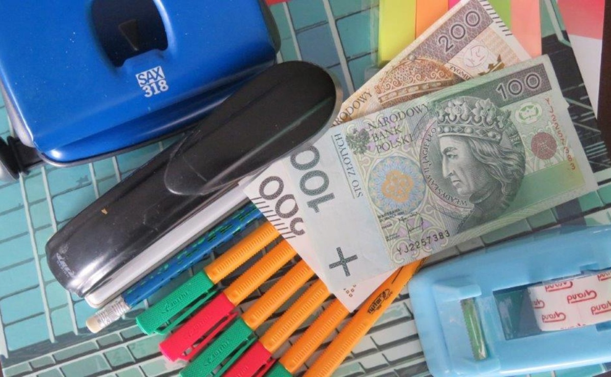 Rodzicu pospiesz się ze złożeniem wniosku o 300 plus, termin kończy się 30 listopada - Serwis informacyjny z Raciborza - naszraciborz.pl