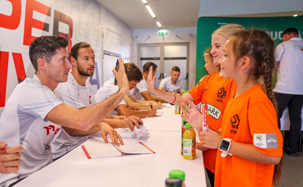 Reprezentacja Polski spotka się ze zwycięzcami Pucharu Tymbarku. Trwają zapisy do kolejnej edycji turnieju - Serwis informacyjny z Raciborza - naszraciborz.pl