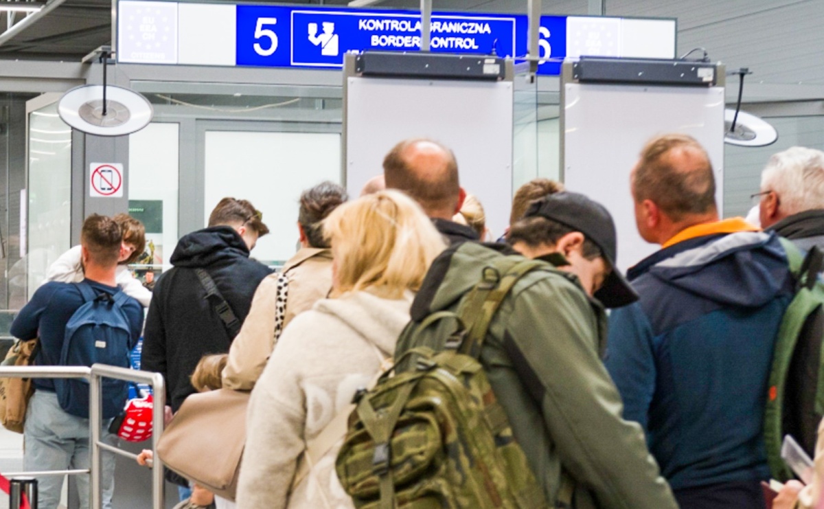 Z lotniska do aresztu za kradzież... prądu - Serwis informacyjny z Raciborza - naszraciborz.pl