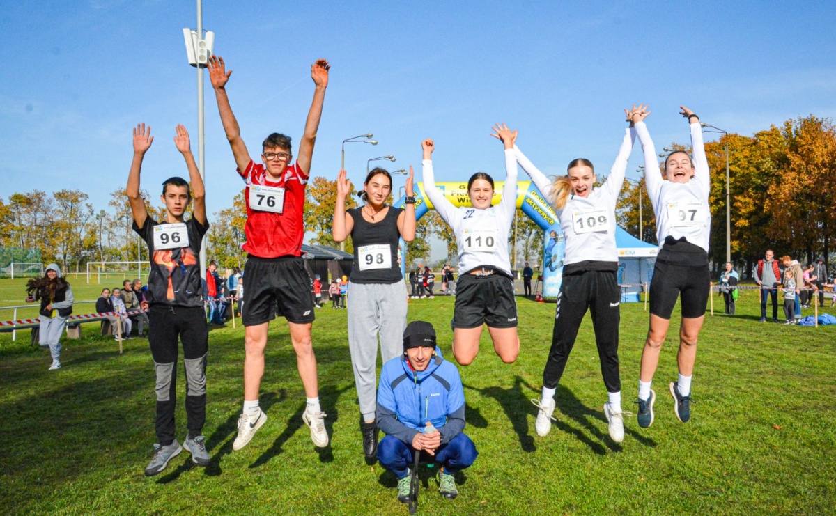 Rywalizacja i rekreacja. Rodzinny piknik biegowy w Pietrowicach Wielkich - Serwis informacyjny z Raciborza - naszraciborz.pl