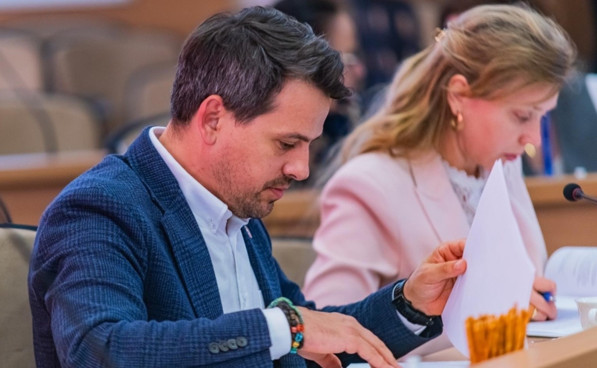 Migawki z komisji oświaty: promocja i przesiedleńcy - Serwis informacyjny z Raciborza - naszraciborz.pl