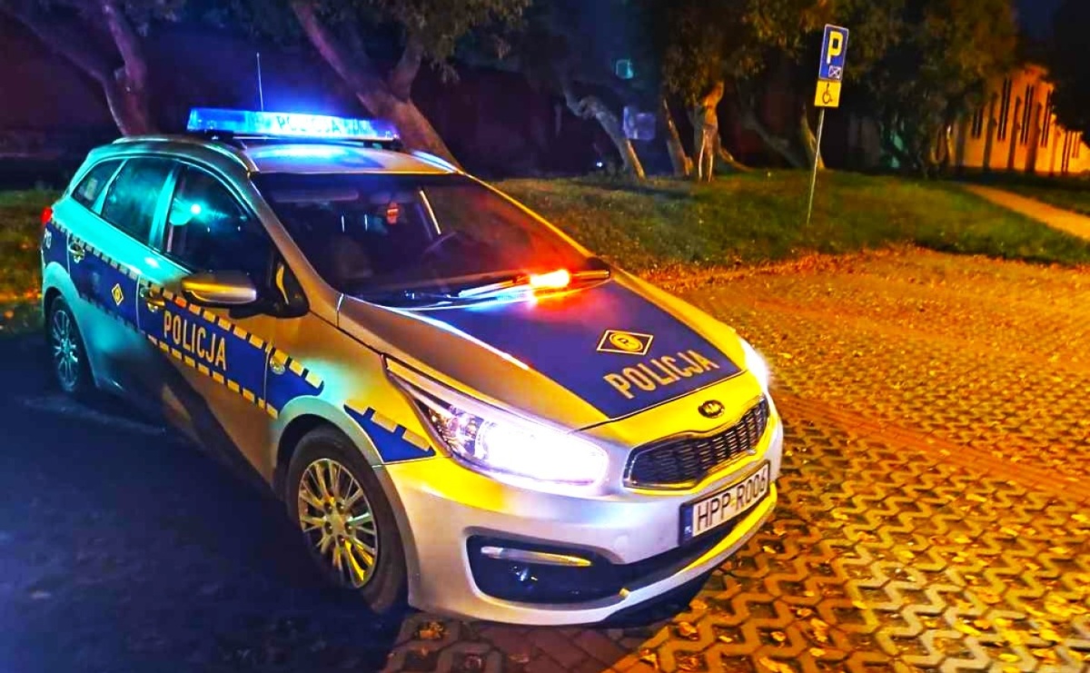 Bezpieczeństwo w rejonie cmentarzy. Apel policji - Serwis informacyjny z Raciborza - naszraciborz.pl