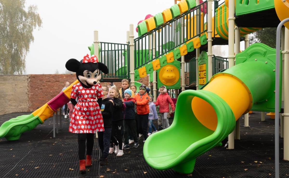 Samborowice mają piękny plac zabaw - Serwis informacyjny z Raciborza - naszraciborz.pl