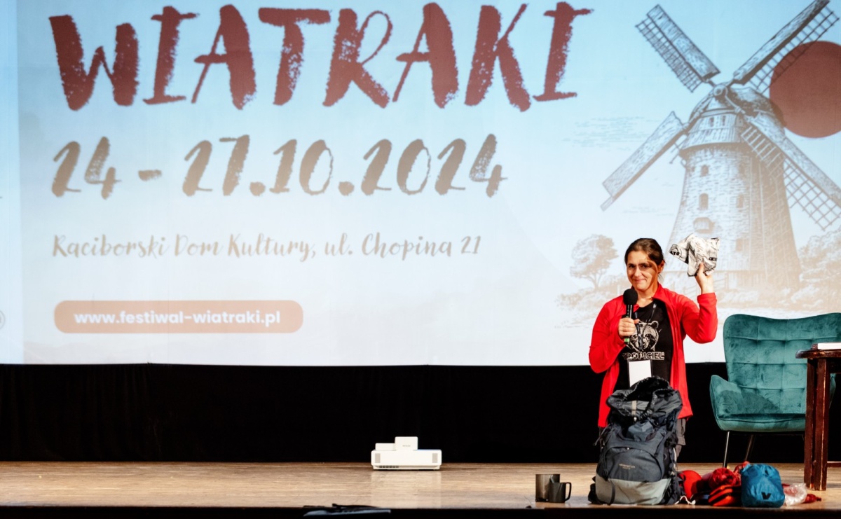 WIATRAKI już kręcą. Ruszył raciborski festiwal podróżniczy [FOTO] - Serwis informacyjny z Raciborza - naszraciborz.pl