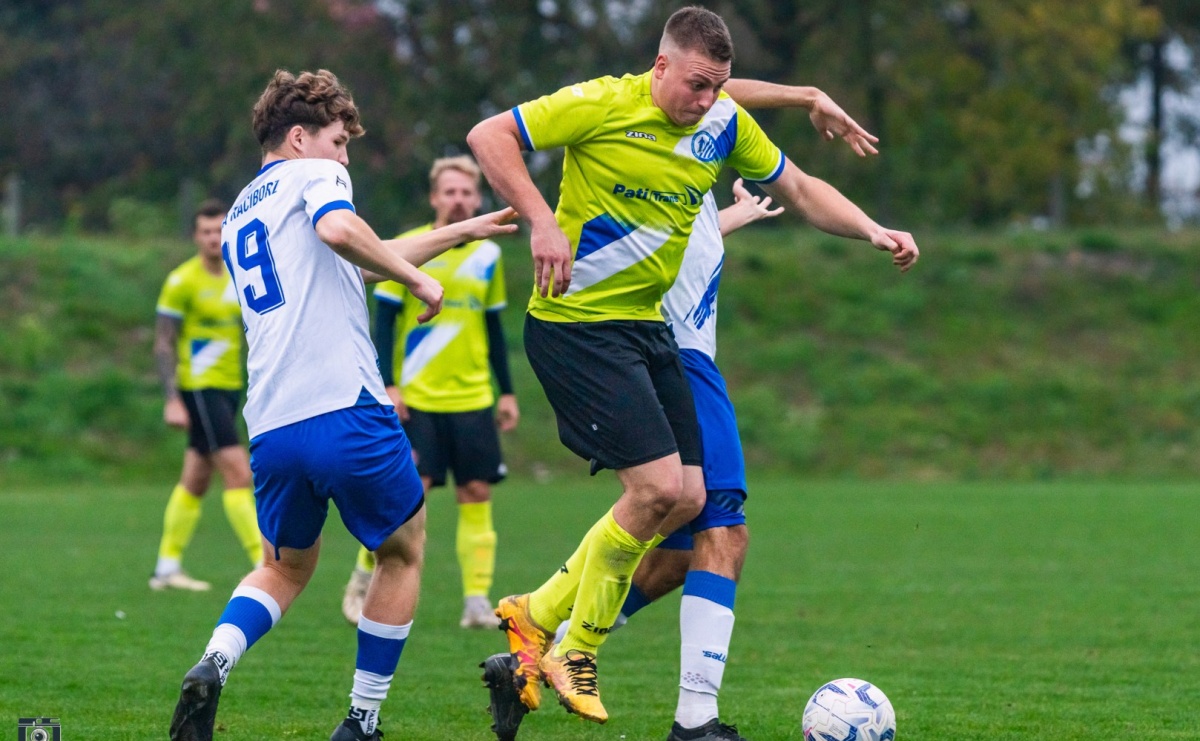 Są takie mecze, gdzie nic wyjść nie chce. Przerwana passa Unii Racibórz [FOTO] - Serwis informacyjny z Raciborza - naszraciborz.pl