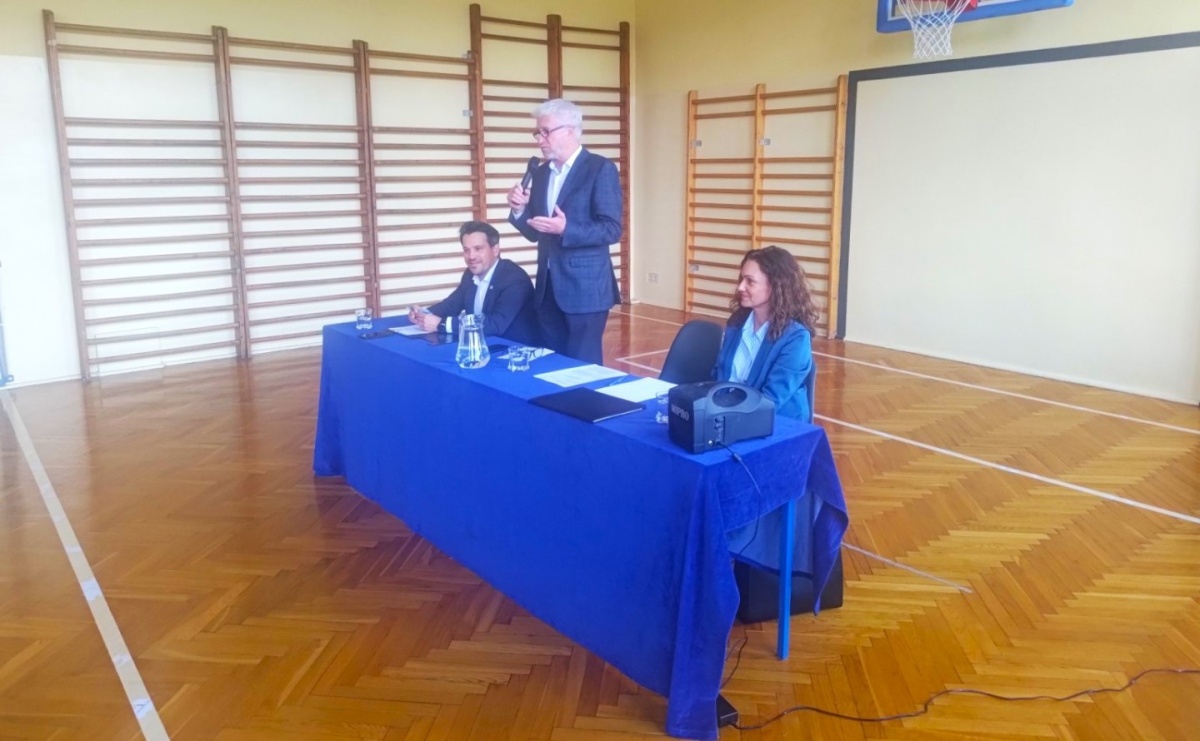 Pytania o przedszkole i halę sportową. Spotkanie z mieszkańcami Studziennej - Serwis informacyjny z Raciborza - naszraciborz.pl