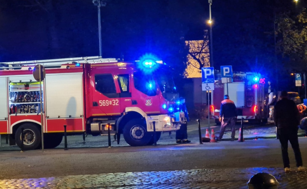 Zalane piwnice DH Bolko. 150 tys. złotych strat - Serwis informacyjny z Raciborza - naszraciborz.pl