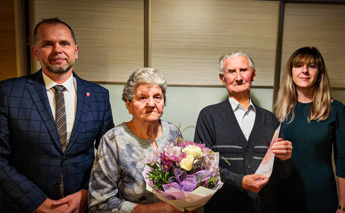 Diamentowe gody w gminie Krzanowice - świętują dwie pary - Serwis informacyjny z Raciborza - naszraciborz.pl