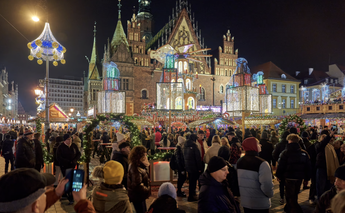 Jarmark bożonarodzeniowy we Wrocławiu – wycieczka z PTTK Racibórz - Serwis informacyjny z Raciborza - naszraciborz.pl