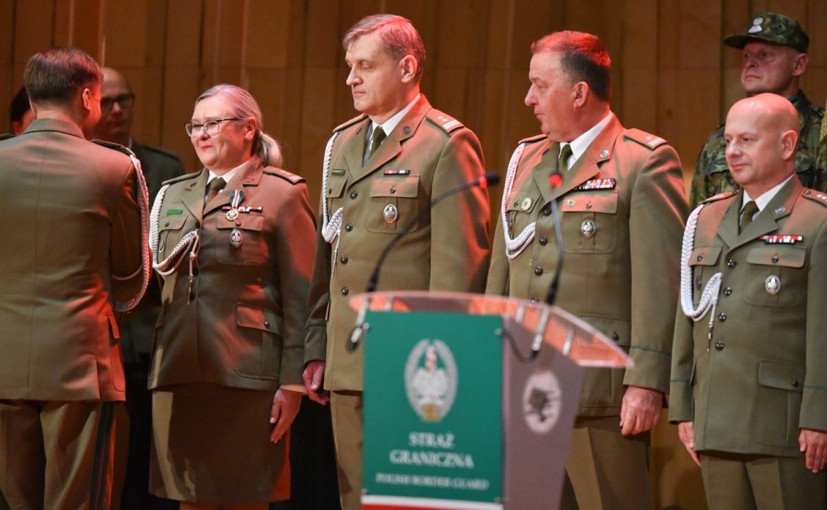 Narodowe Święto Niepodległości. Wspólny apel raciborskich służb mundurowych [FOTO i WIDEO] - Serwis informacyjny z Raciborza - naszraciborz.pl