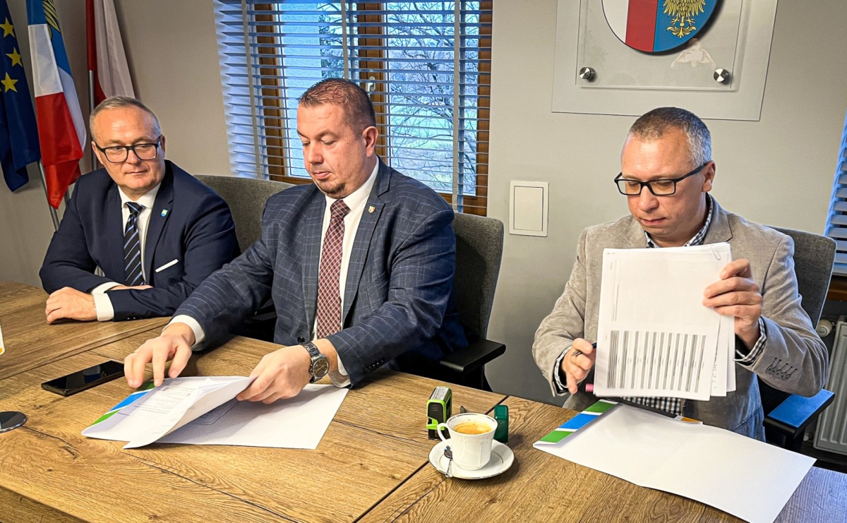 Rusza przebudowa dróg powiatowych w gminach Pietrowice Wielkie i Rudnik - Serwis informacyjny z Raciborza - naszraciborz.pl