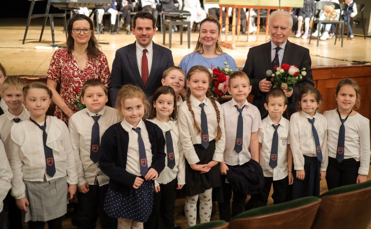 Klawesyn - potomek harfy, poprzednik fortepianu - kolejnym bohaterem koncertów umuzykalniających - Serwis informacyjny z Raciborza - naszraciborz.pl