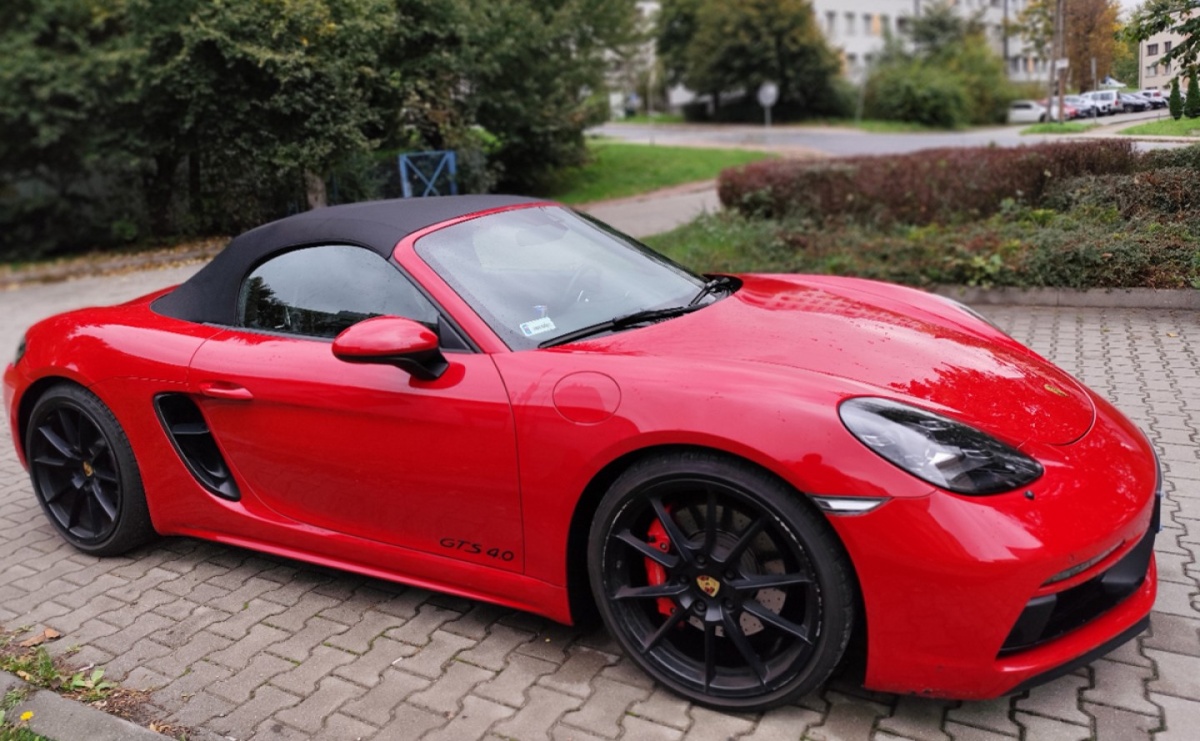 Wysyp okazji w Urzędzie Skarbowym w Będzinie. Porsche, Harley, quad i nieruchomość - Serwis informacyjny z Raciborza - naszraciborz.pl