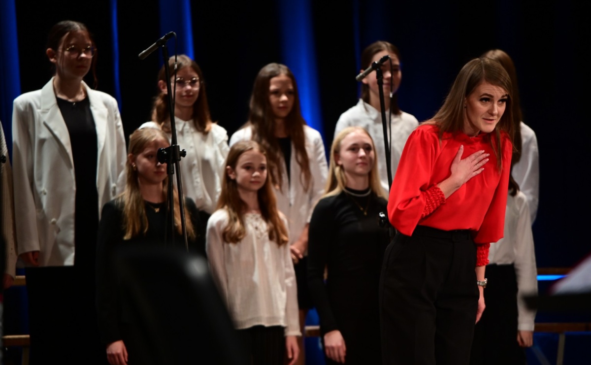 Co nam w duszy gra – chóralne dźwięki wypełniły Strzechę - Serwis informacyjny z Raciborza - naszraciborz.pl