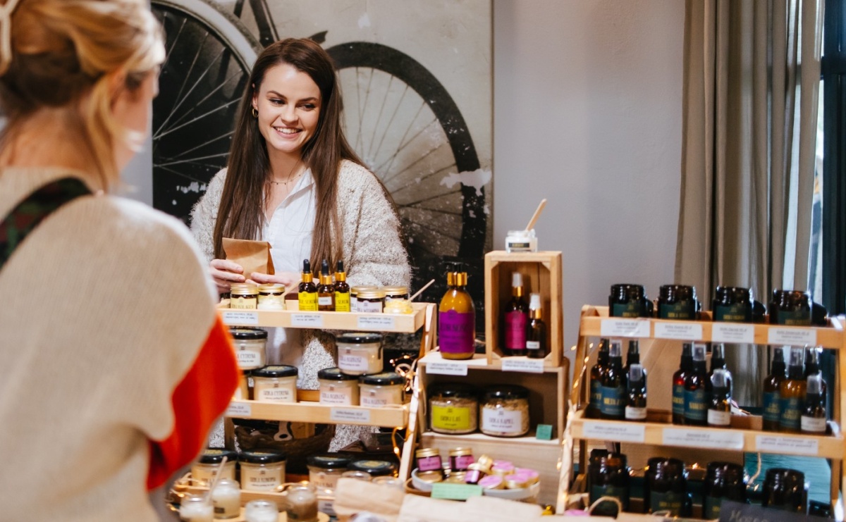 Kiermasz Prezentów Wyjątkowych 2024 - Serwis informacyjny z Raciborza - naszraciborz.pl