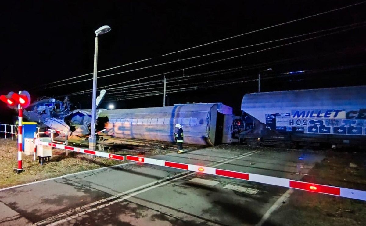 Wypadek kolejowy w Kuźni Raciborskiej. Komunikat PKP w sprawie kursowania pociągów - Serwis informacyjny z Raciborza - naszraciborz.pl