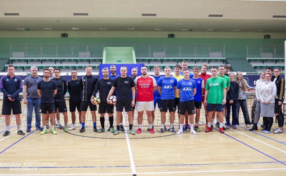 Zacięta rywalizacja w IV edycji Turnieju Siatkonogi. Kamil Duda i Farid Ali triumfują - Serwis informacyjny z Raciborza - naszraciborz.pl