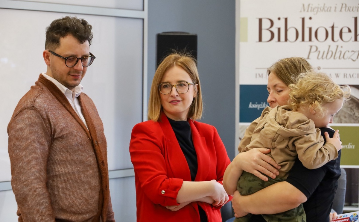 O mądrych książkach dla dzieci w Klubie Ojca - Serwis informacyjny z Raciborza - naszraciborz.pl