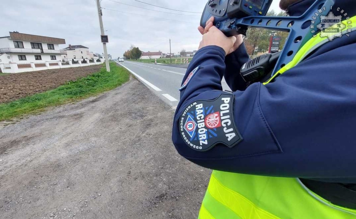 Policjanci z Raciborza walczą z nadmierną prędkością - Serwis informacyjny z Raciborza - naszraciborz.pl