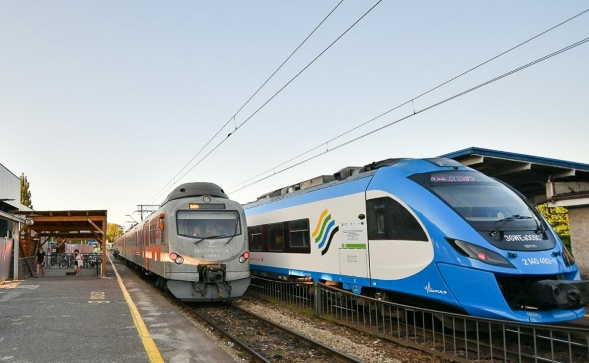 TVN24. W Raciborzu pociąg Intercity z pasażerami wjechał na zajęty tor - Serwis informacyjny z Raciborza - naszraciborz.pl