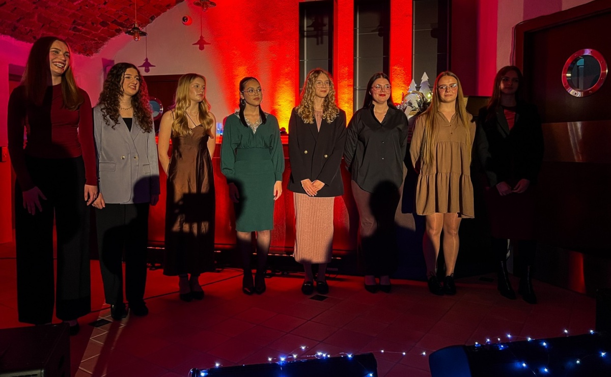 Jesienne śpiewanie Mirażu w piwnicy zamkowej Słodowni [FOTO i WIDEO] - Serwis informacyjny z Raciborza - naszraciborz.pl