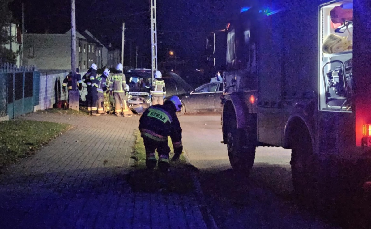 Groźne zdarzenie drogowe w Bieńkowicach - Serwis informacyjny z Raciborza - naszraciborz.pl