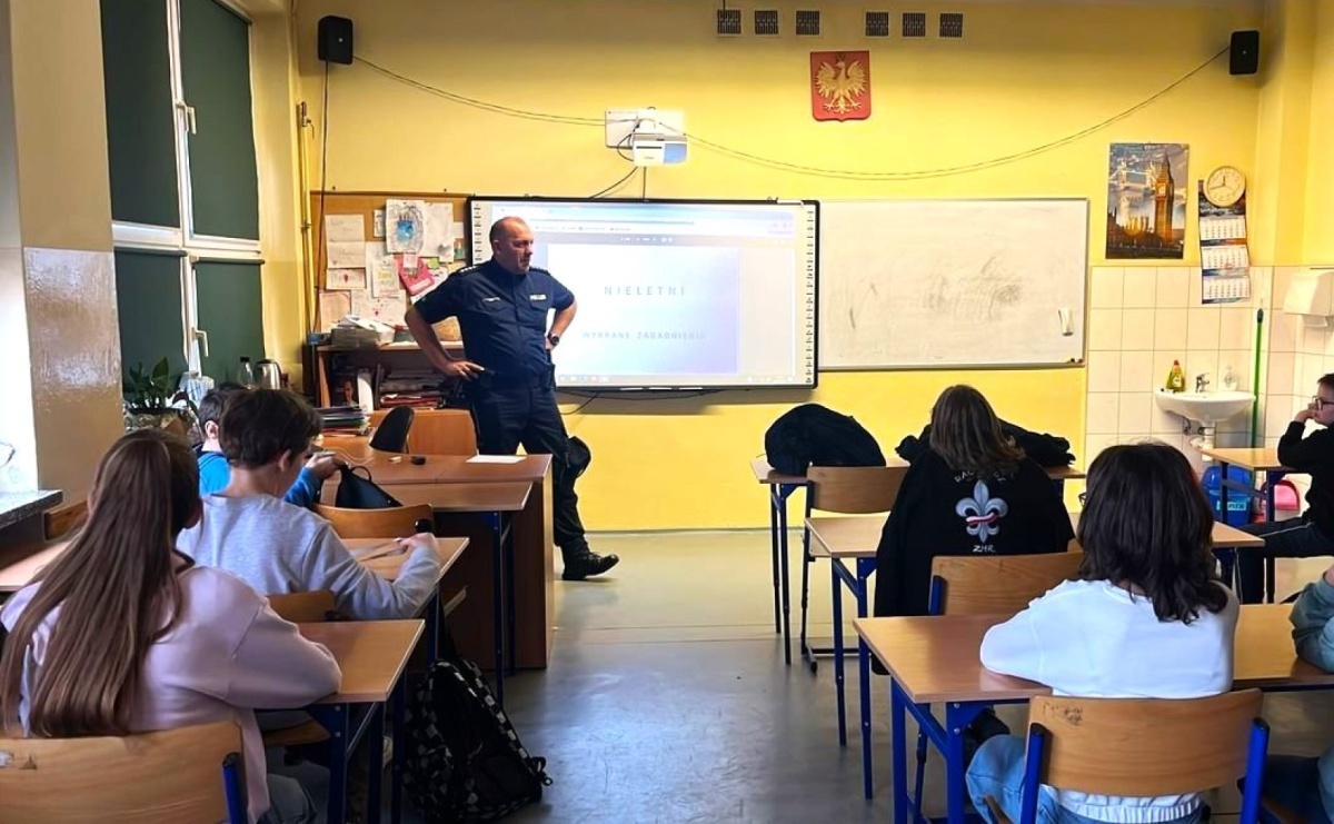 Demoralizacja powodem wizyty dzielnicowego w SP 15 - Serwis informacyjny z Raciborza - naszraciborz.pl