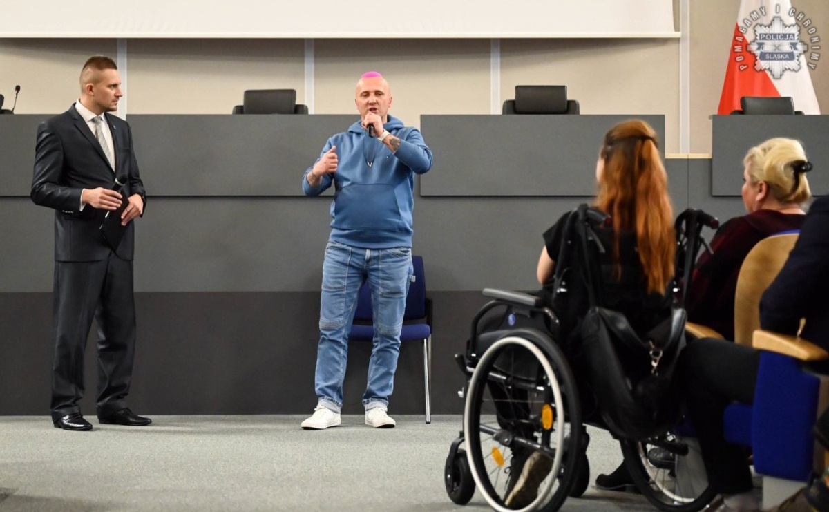 Konferencja Barierom na przekór w komendzie wojewódzkiej w Katowicach - Serwis informacyjny z Raciborza - naszraciborz.pl