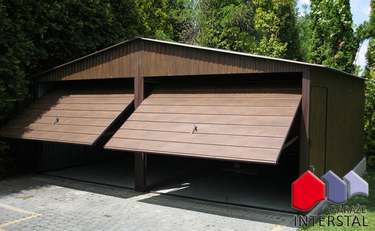 garaże na samochód z dachem dwuspadowym | Garaże Interstal