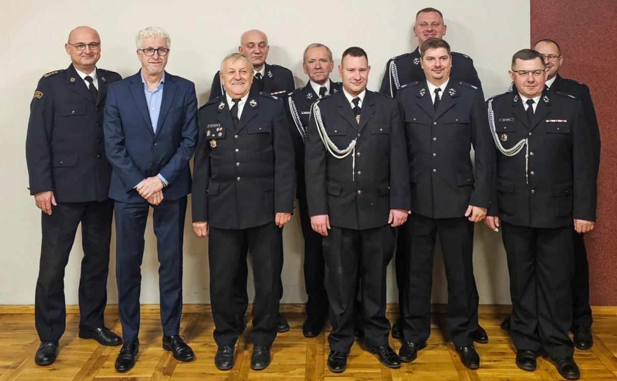 Włodarz podziękował strażakom - Serwis informacyjny z Raciborza - naszraciborz.pl