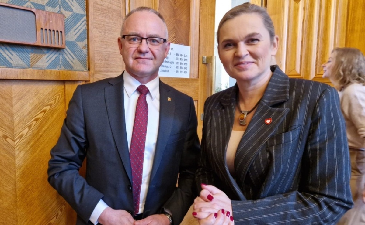 Posiedzenie zespołu ds. statusu zawodowego pracowników oświaty - Serwis informacyjny z Raciborza - naszraciborz.pl