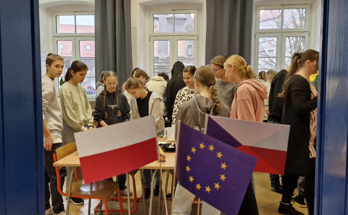 Jesteśmy sąsiadami – poznajmy się: Spotkanie integracyjne uczniów z Raciborza i Hlučína - Serwis informacyjny z Raciborza - naszraciborz.pl