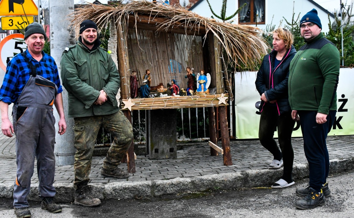 Świąteczna magia w Krowiarkach: wyjątkowy Jarmark Bożonarodzeniowy na ulicy - Serwis informacyjny z Raciborza - naszraciborz.pl