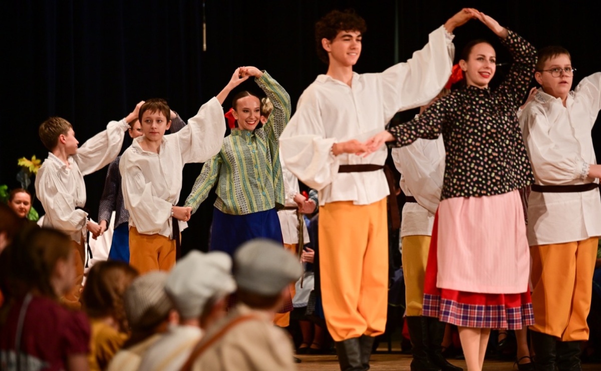 Raciborzanie wystawili w RCK-u widowisko folklorystyczne Wesele - Serwis informacyjny z Raciborza - naszraciborz.pl