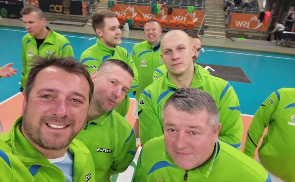 Halowe Mistrzostwa Śląska sędziów piłkarskich. Ekipa z Raciborza na podium - Serwis informacyjny z Raciborza - naszraciborz.pl