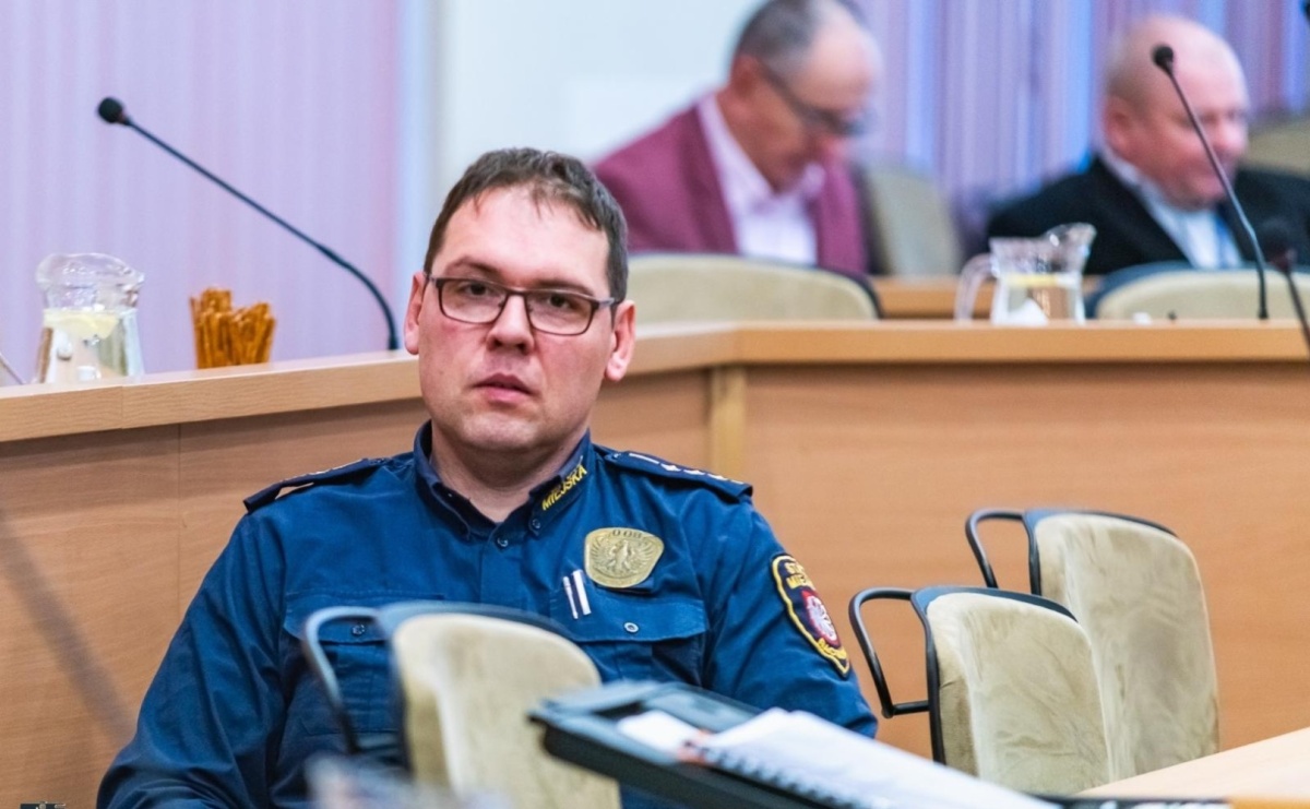 Straż miejska pochwaliła się swoim sprzętem do kontroli palenisk - Serwis informacyjny z Raciborza - naszraciborz.pl