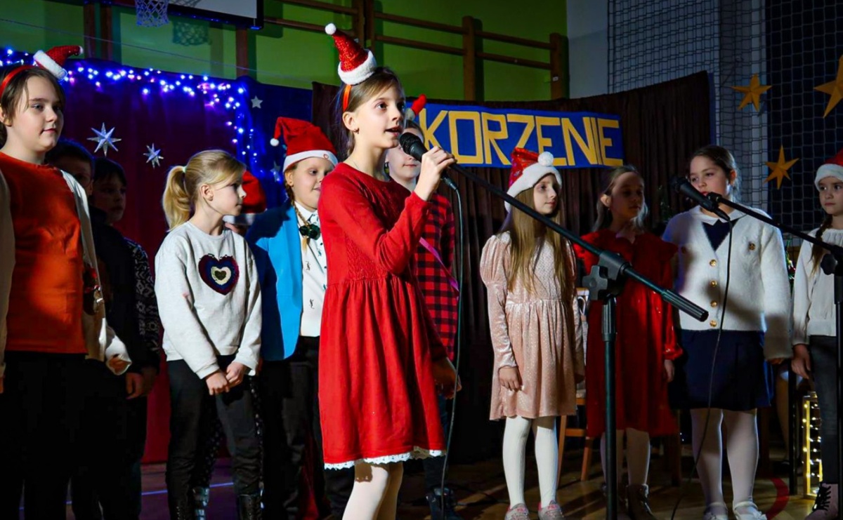 Tak bawiła się Płonia na szkolnym kiermaszu w ZSP3 - Serwis informacyjny z Raciborza - naszraciborz.pl