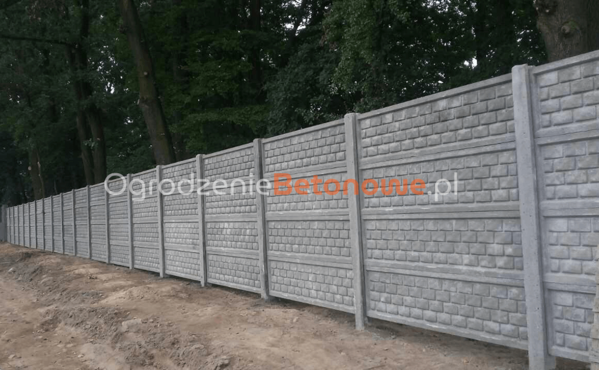 Ogrodzenia betonowe - szybki montaż i minimalna konserwacja - Serwis informacyjny z Raciborza - naszraciborz.pl