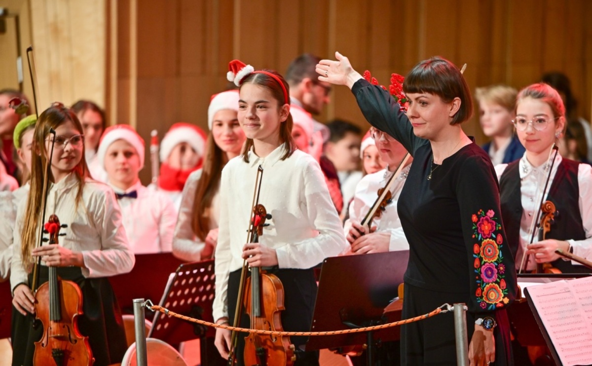 Muzyczny świąteczny wieczór w sali przy Ogrodowej [FOTO i WIDEO] - Serwis informacyjny z Raciborza - naszraciborz.pl