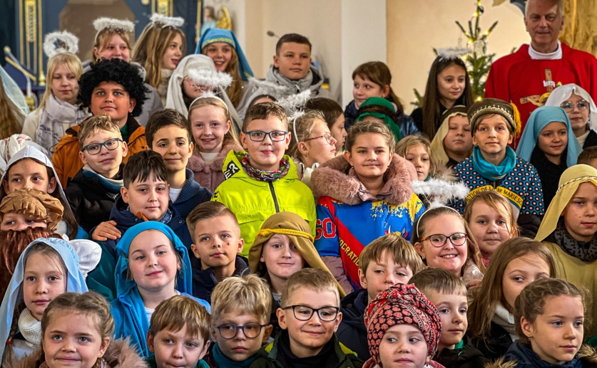 W Raciborzu-Brzeziu rozesłano kolędników misyjnych - Serwis informacyjny z Raciborza - naszraciborz.pl