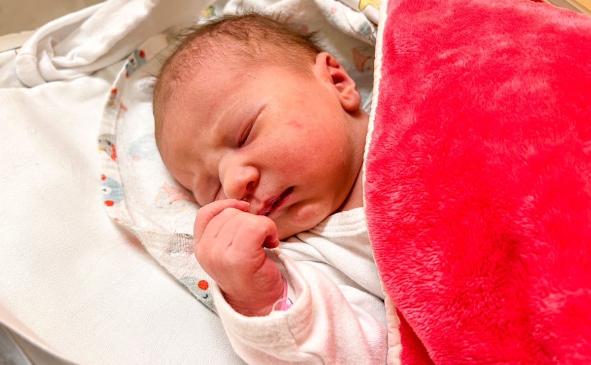 Pierwszy noworodek urodzony w 2025 r. w Raciborzu to Milenka - Serwis informacyjny z Raciborza - naszraciborz.pl